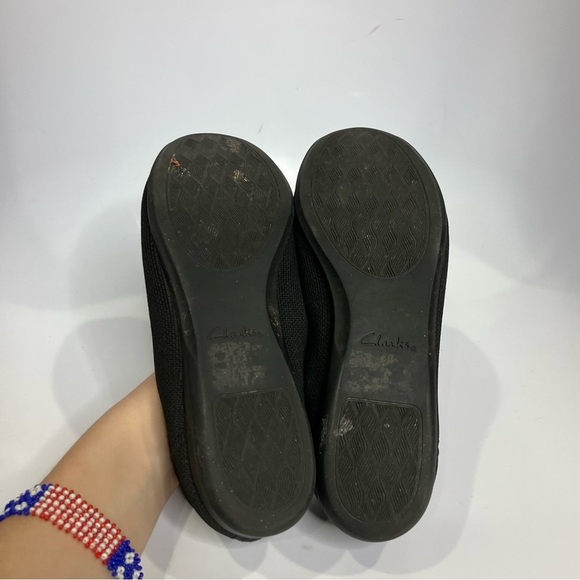 Clarks black knit flats casual women’s size 7 - Picture 6 of 8